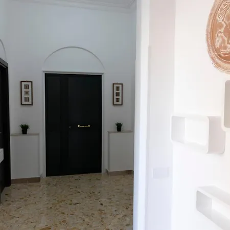 Aurora Ml Guest house Rome