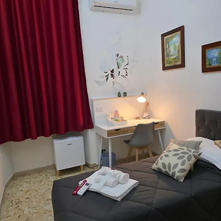 Aurora Ml Guest house Rome